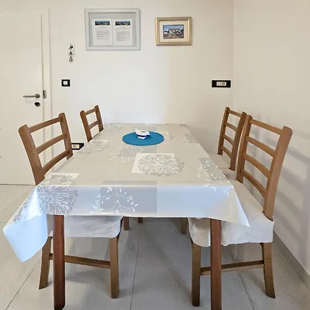 Miline-5 By Interhome Апартаменты Рогозница